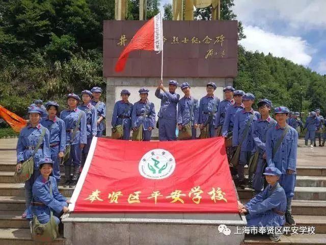 玩灯玩出新花样，订单已超5.4万台，问界M9“遥遥领先”的底气在哪