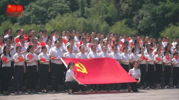 长沙去学汽车改色贴膜要多少学费？游戏画面